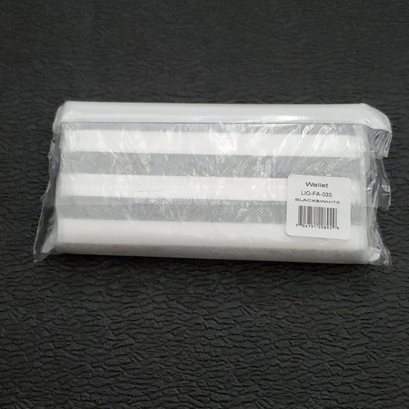 [NWT] Kut from the Kloth Slim Striped Wallet - Picture 6 of 9